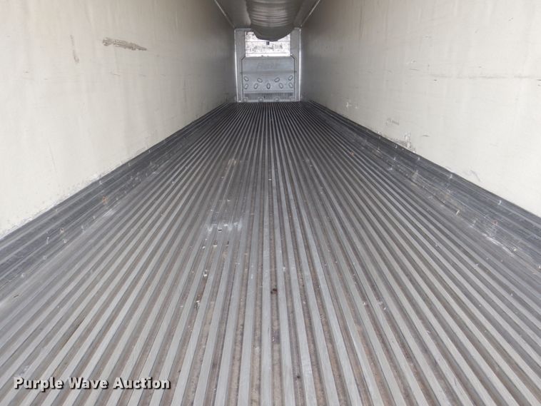 image for item GO9088 2003 Great Dane T8117Z-1A53 refrigerated van trailer