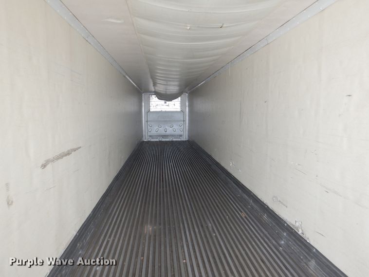 image for item GO9088 2003 Great Dane T8117Z-1A53 refrigerated van trailer