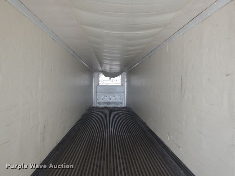 image for item GO9088 2003 Great Dane T8117Z-1A53 refrigerated van trailer