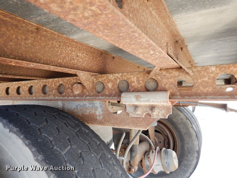 image for item GO9089 2004 Wabash Duraplate dry van trailer