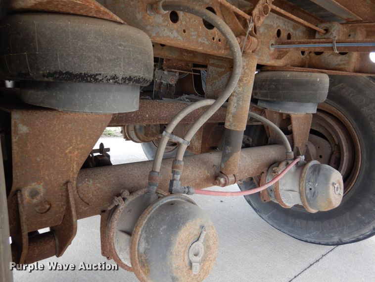 image for item GO9089 2004 Wabash Duraplate dry van trailer