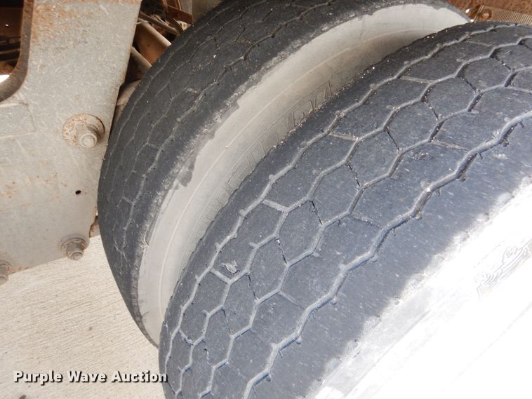 image for item GO9089 2004 Wabash Duraplate dry van trailer