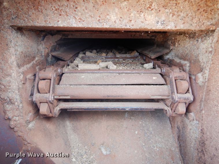 image for item GO9090 1984 Ledwell LW40APW Paddle Wagon feed delivery trailer