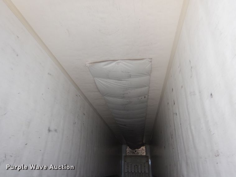 image for item GO9094 2007 Wabash refrigerated van trailer