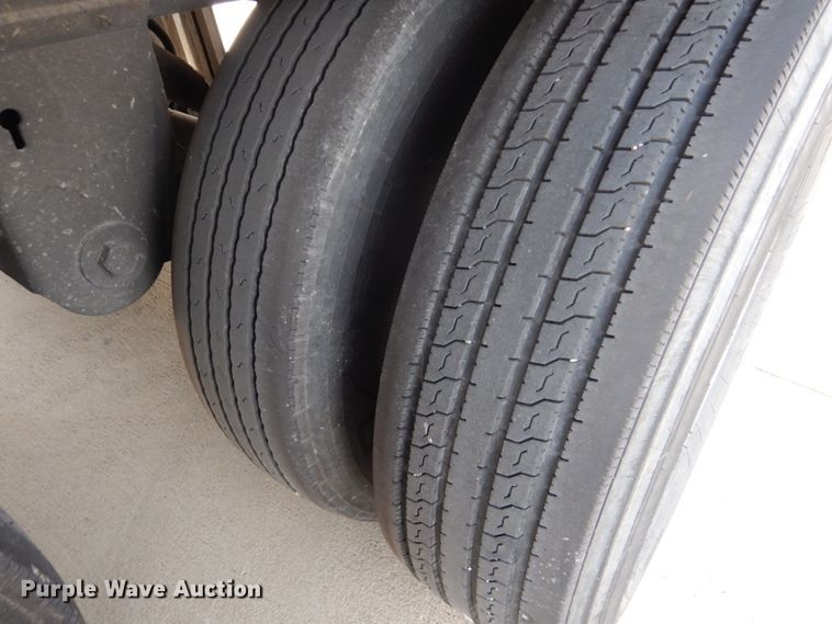 image for item GO9094 2007 Wabash refrigerated van trailer