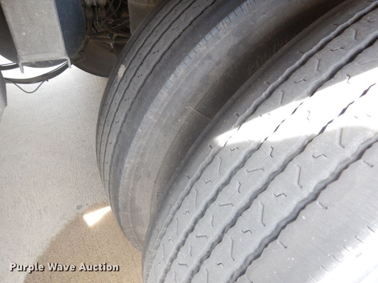 image for item GO9094 2007 Wabash refrigerated van trailer