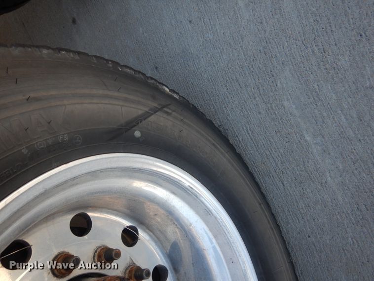 image for item GO9097 2003 Volvo VN semi truck