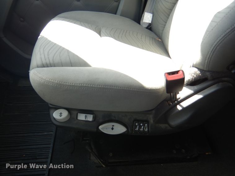 image for item GO9098 2015 Kenworth T680 semi truck