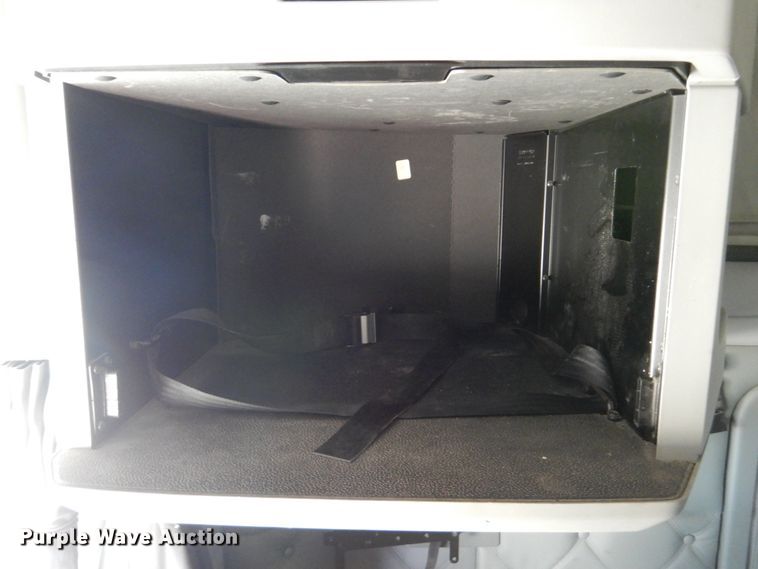 image for item GO9098 2015 Kenworth T680 semi truck