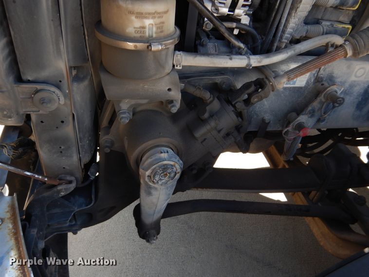 image for item GO9098 2015 Kenworth T680 semi truck