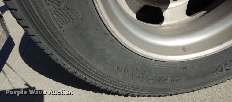 image for item GO9098 2015 Kenworth T680 semi truck