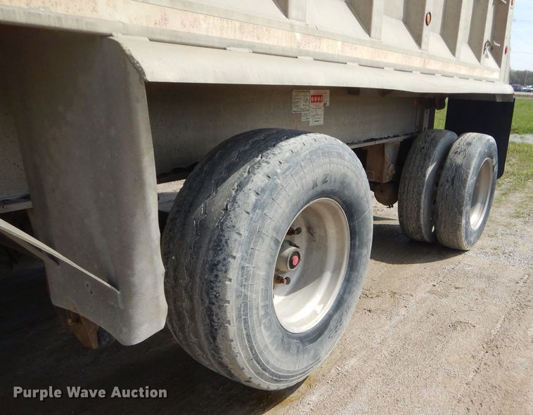 image for item GP9026 2008 Kruz RFA-28-AF end dump trailer