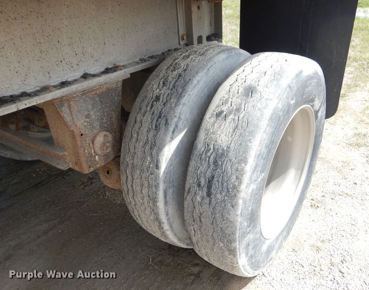 image for item GP9026 2008 Kruz RFA-28-AF end dump trailer