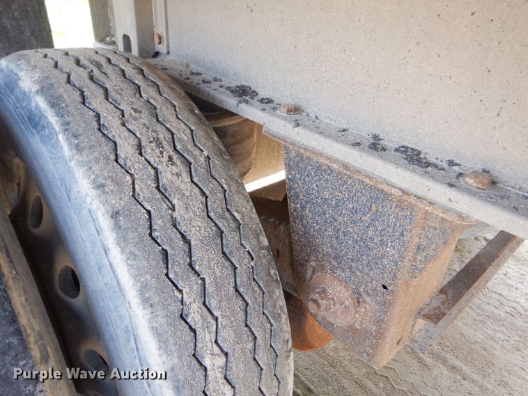 image for item GP9026 2008 Kruz RFA-28-AF end dump trailer