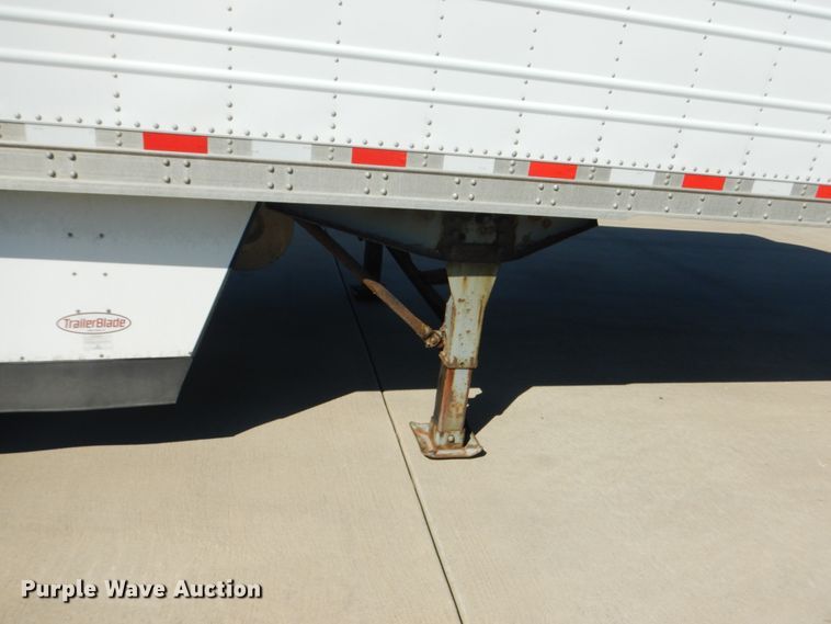 image for item GX9879 2004 Great Dane refrigerated van trailer