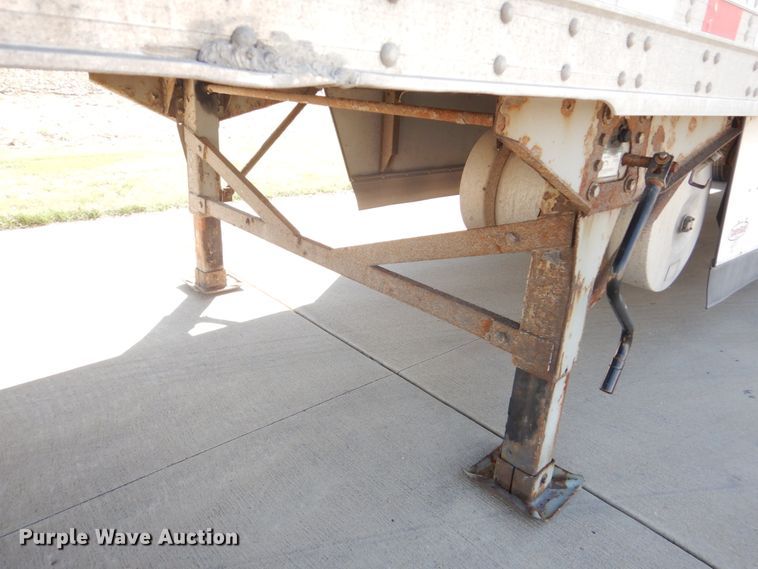 image for item GX9879 2004 Great Dane refrigerated van trailer