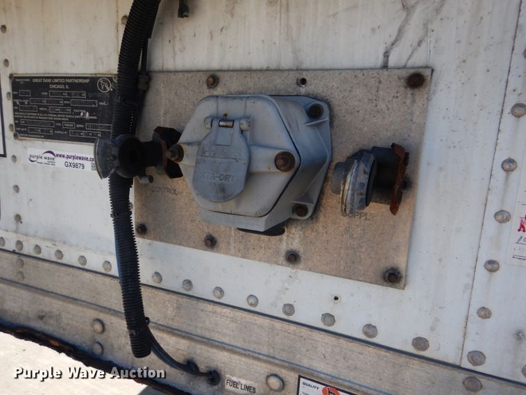 image for item GX9879 2004 Great Dane refrigerated van trailer