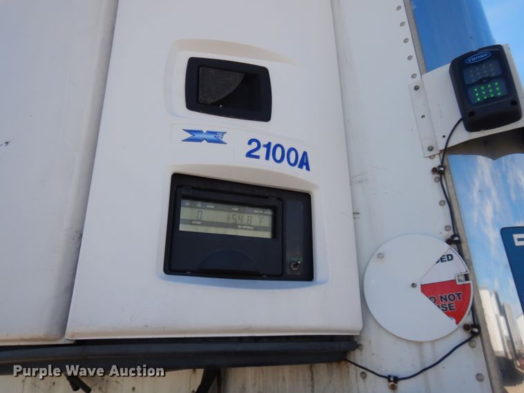 image for item GX9879 2004 Great Dane refrigerated van trailer