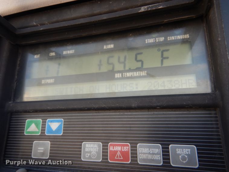 image for item GX9879 2004 Great Dane refrigerated van trailer