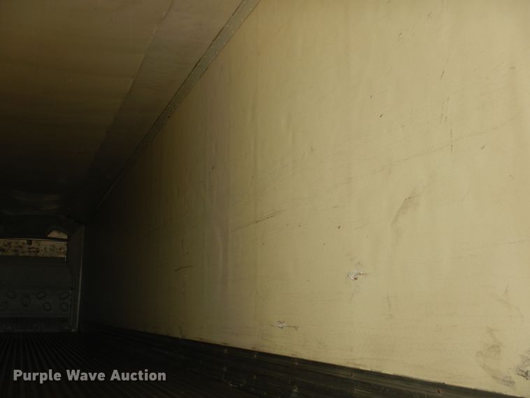 image for item GX9879 2004 Great Dane refrigerated van trailer