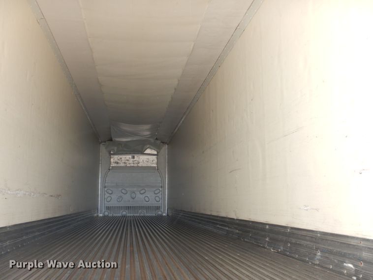 image for item GX9879 2004 Great Dane refrigerated van trailer