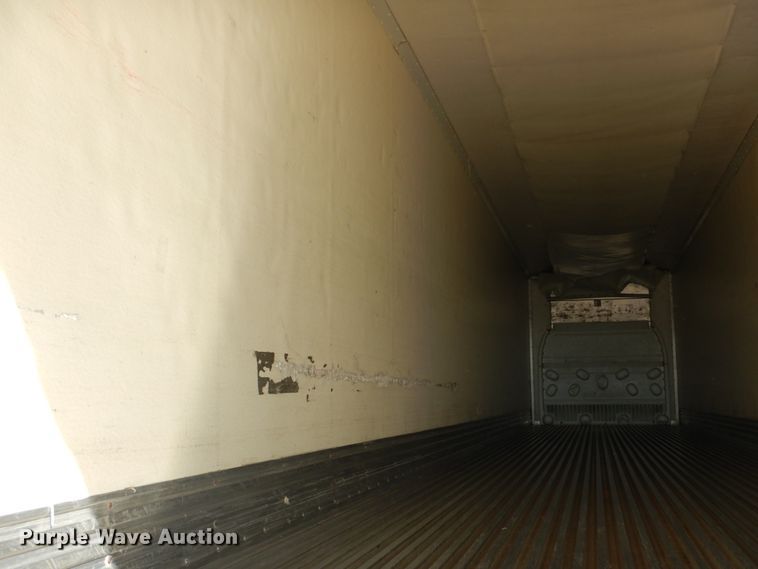 image for item GX9879 2004 Great Dane refrigerated van trailer