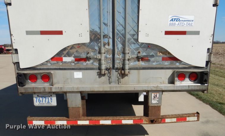 image for item GX9879 2004 Great Dane refrigerated van trailer