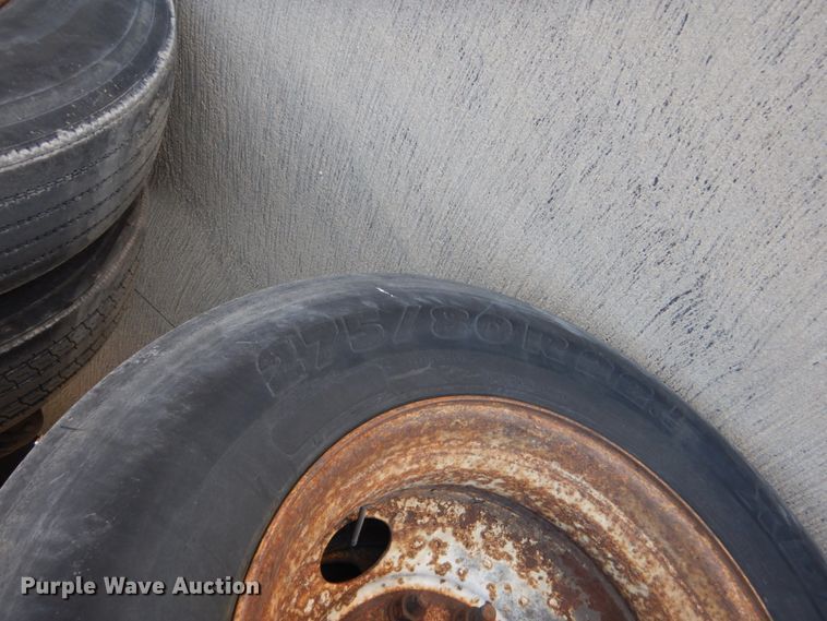 image for item GX9879 2004 Great Dane refrigerated van trailer