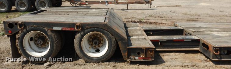 image for item GY9006 1999 Fontenelle lowboy equipment trailer
