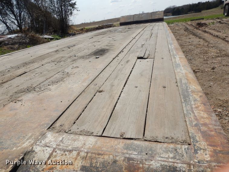 image for item GY9006 1999 Fontenelle lowboy equipment trailer