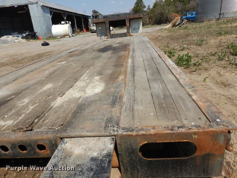 image for item GY9006 1999 Fontenelle lowboy equipment trailer