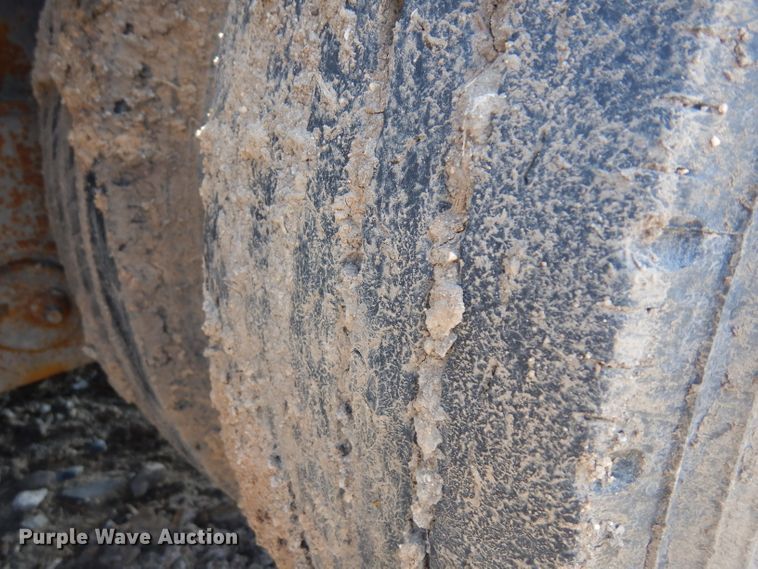 image for item GY9006 1999 Fontenelle lowboy equipment trailer