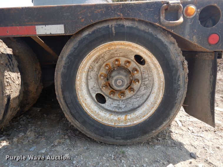 image for item GY9006 1999 Fontenelle lowboy equipment trailer