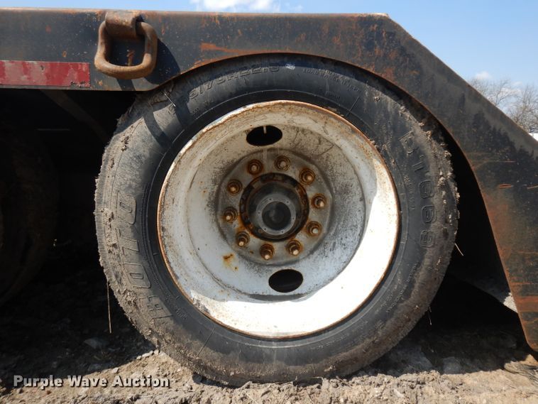 image for item GY9006 1999 Fontenelle lowboy equipment trailer