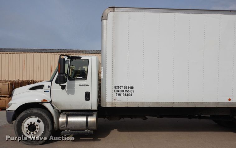 image for item GY9022 2013 International 4300 box truck