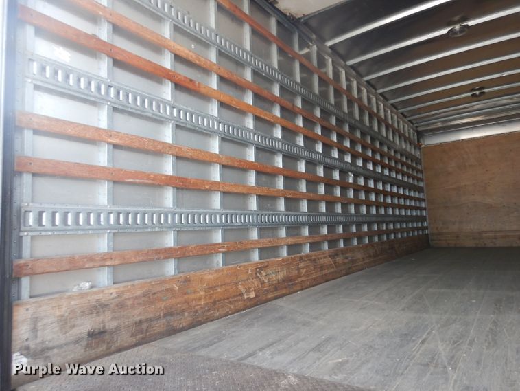 image for item GY9022 2013 International 4300 box truck