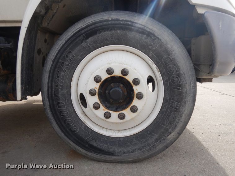 image for item GY9022 2013 International 4300 box truck