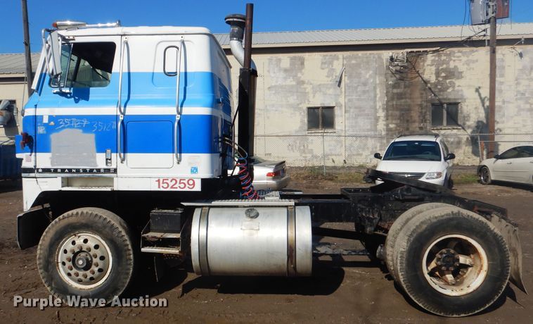 image for item GY9756 1975 International Transtar semi truck