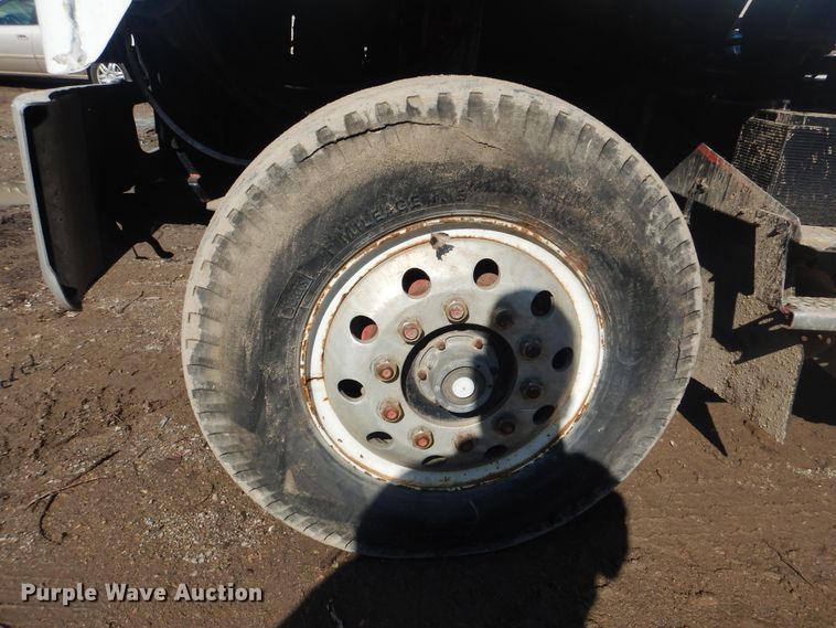 image for item GY9756 1975 International Transtar semi truck