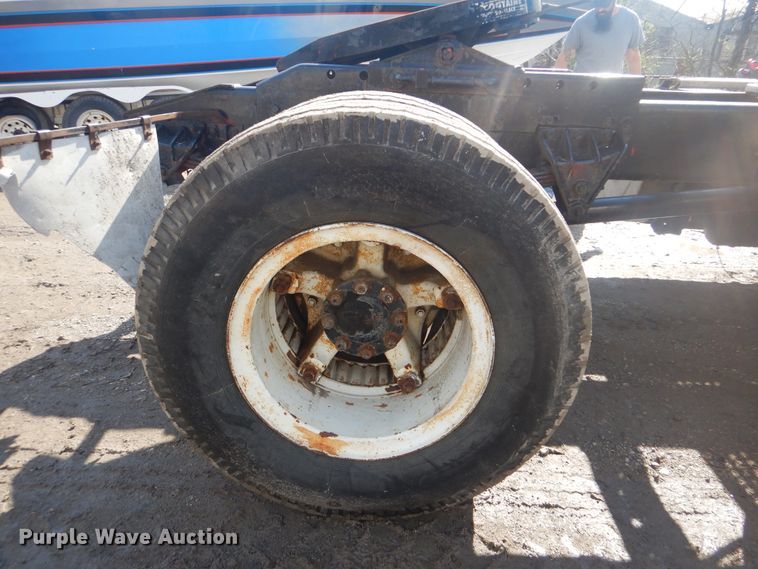 image for item GY9756 1975 International Transtar semi truck