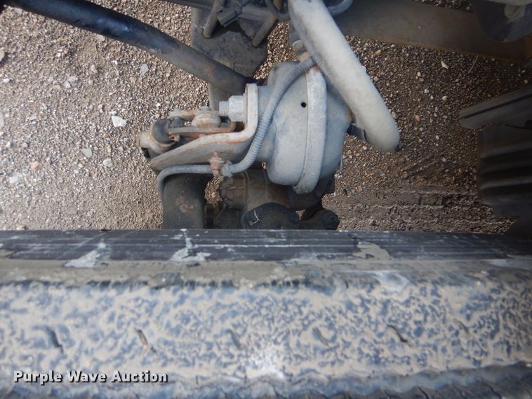 image for item GY9758 2012 Freightliner Cascadia semi truck