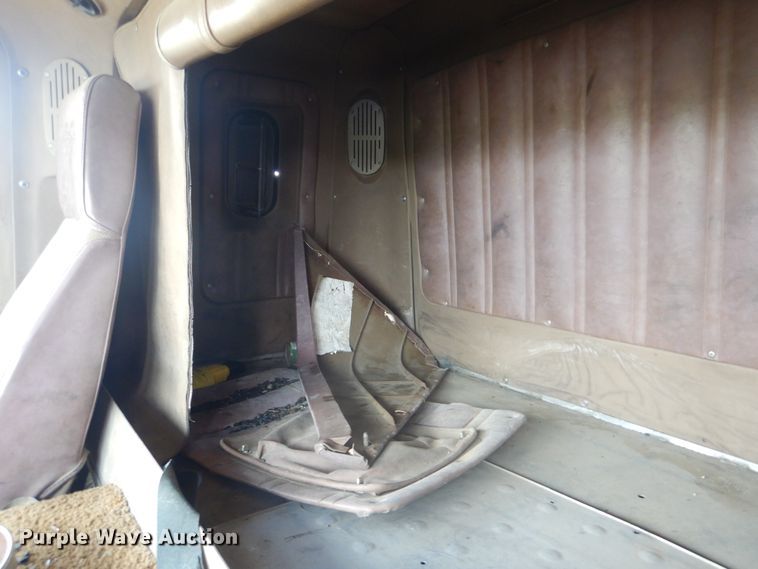 image for item GY9761 1978 International Transtar 4070B semi truck