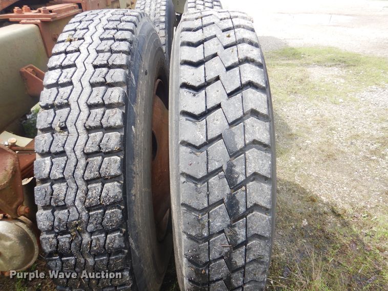 image for item GY9761 1978 International Transtar 4070B semi truck