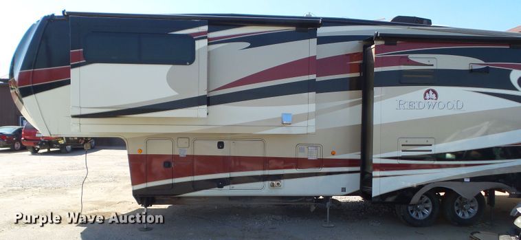 image for item DF0831 2014 Cros Redwood camper