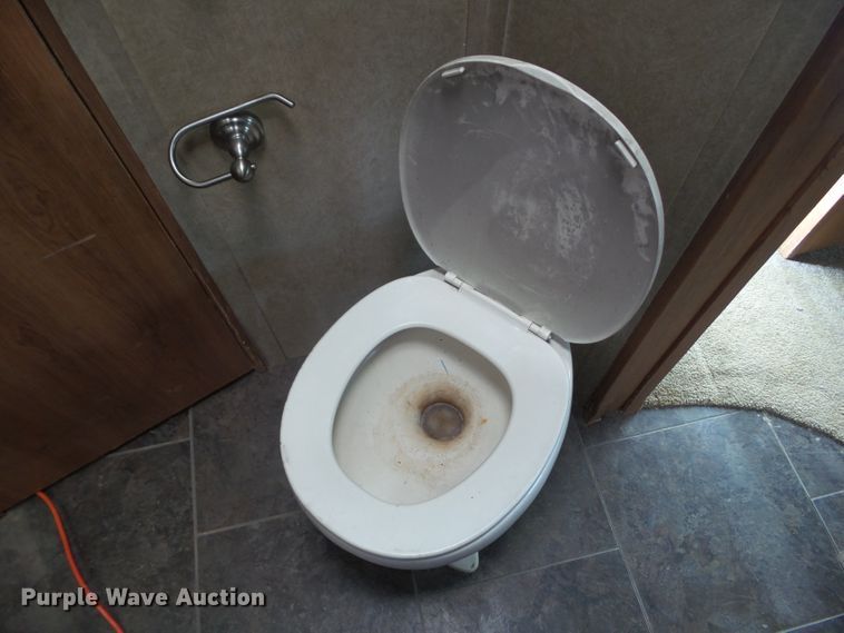 image for item DF0831 2014 Cros Redwood camper