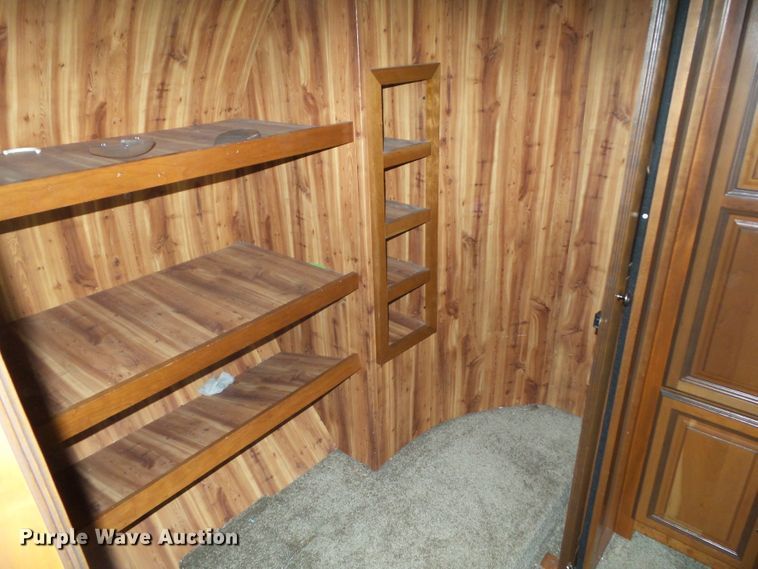 image for item DF0831 2014 Cros Redwood camper