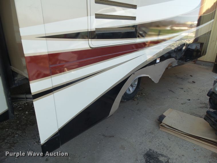 image for item DF0831 2014 Cros Redwood camper