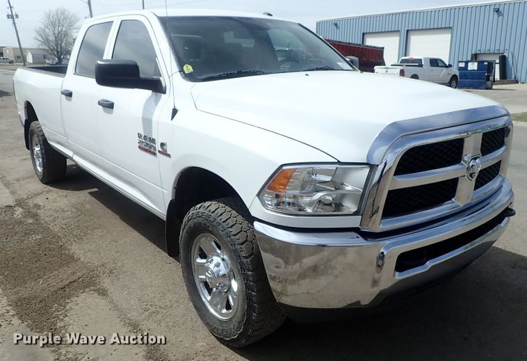 image for item DG3069 2016 Dodge Ram 2500  Crew Cab pickup truck