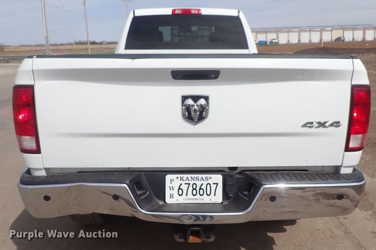 image for item DG3069 2016 Dodge Ram 2500  Crew Cab pickup truck