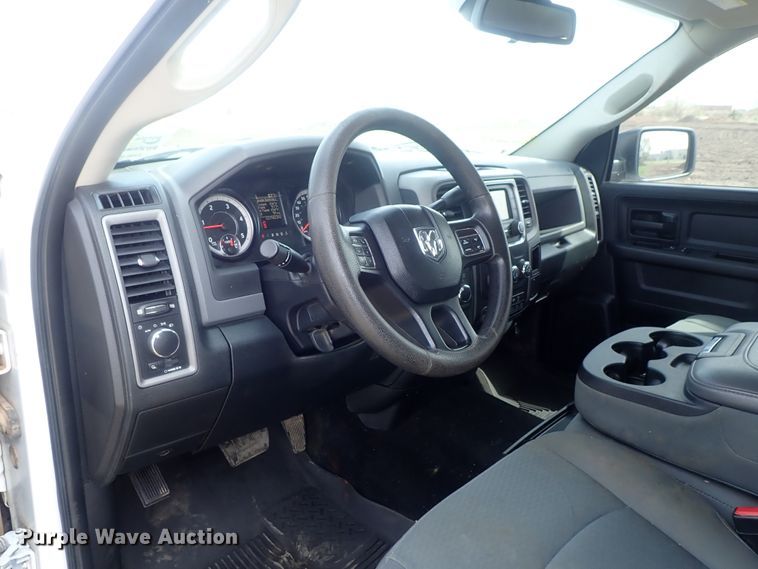 image for item DG3069 2016 Dodge Ram 2500  Crew Cab pickup truck